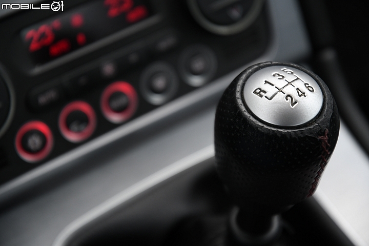 Alfa Romeo 155/156/159/Giulia四代齊聚 一場義無反顧的愛