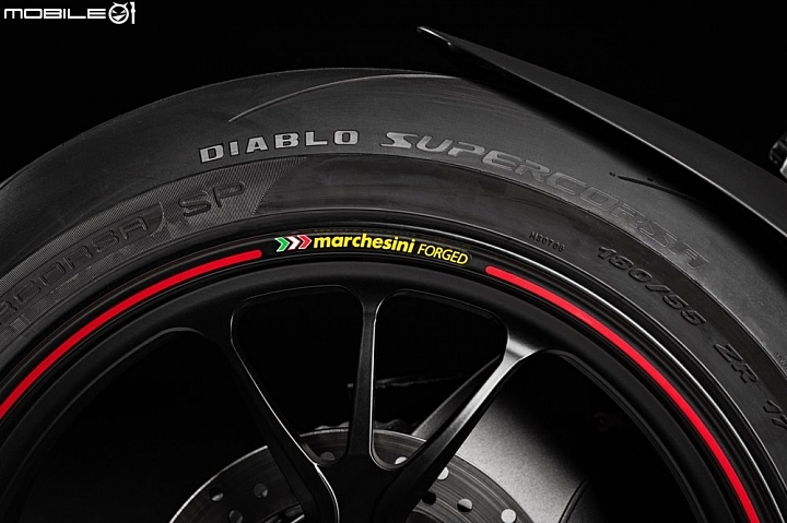 【EICMA2018】DUCATI Panigale V4 R正式降臨！Monster 821 Stealth、Hypermotard 950SP 同步登場！