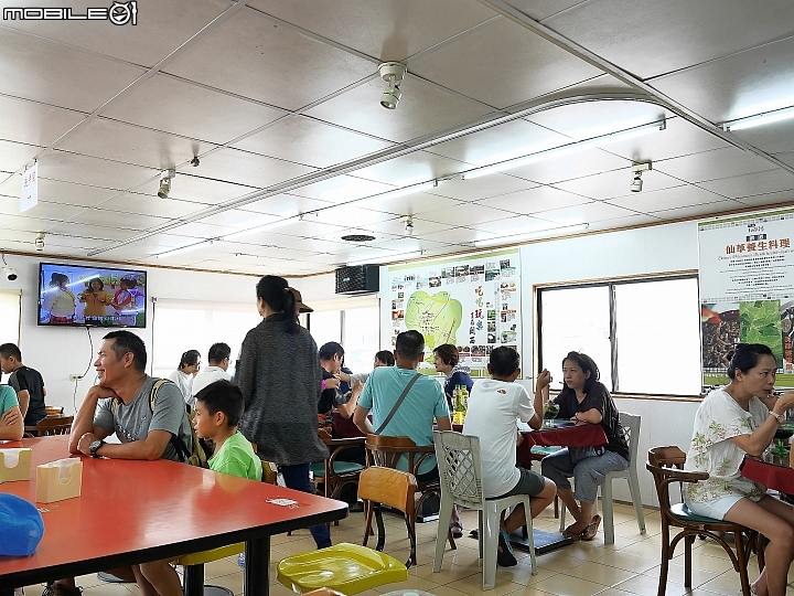 [食記] 新竹 關西 關西仙草巷--食罷客家美食，特產甜食調劑