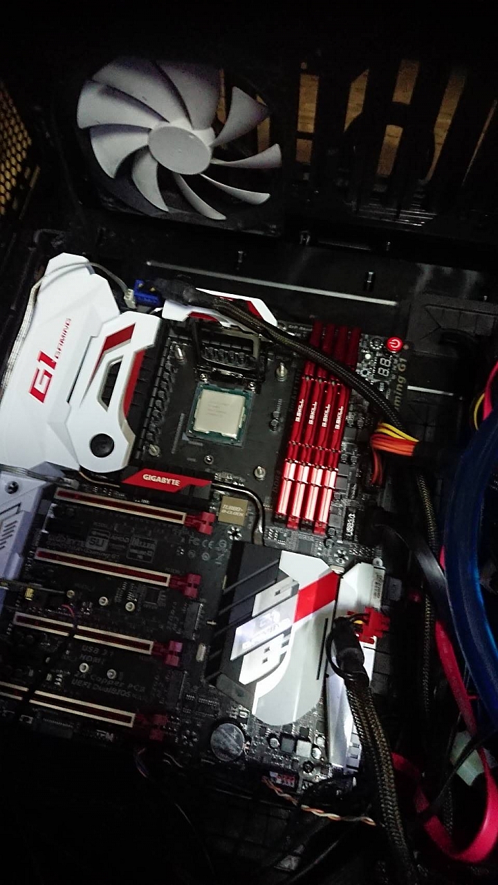 GIGA Z170X GAMING G1+I9 CORE 9900K