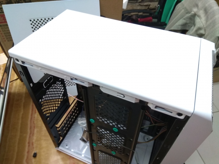 [冷門][小機殼] 鑫谷Segotep 聖徒mini3 M-ATX ITX HTPC 小機殼 開箱組裝簡易心得