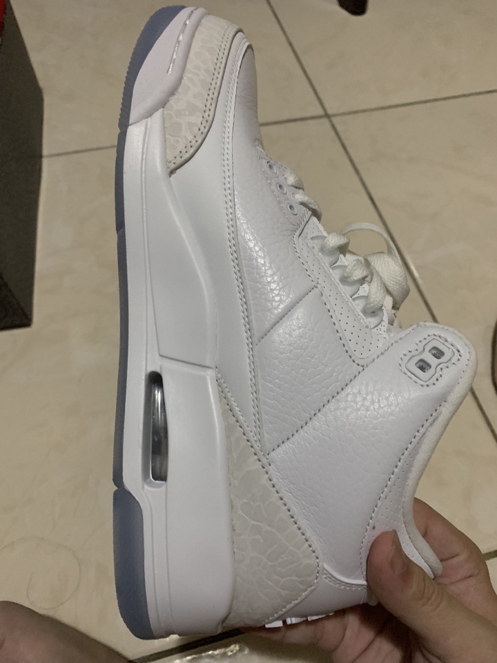 能否幫忙驗鞋，jordan 3冰底全白