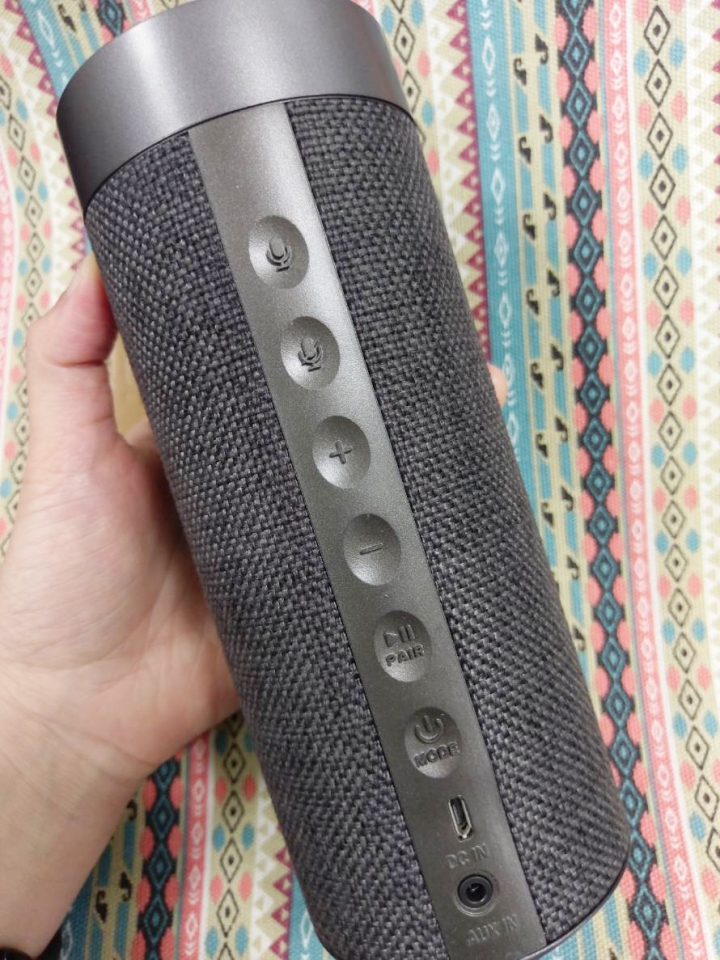 孩子的新玩具? ! 鴻海智能音箱