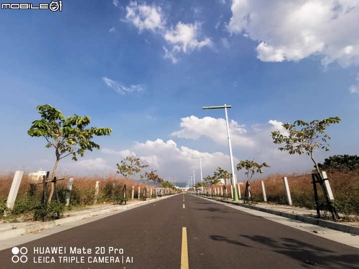 HUAWEI Mate 20 Pro 實拍照片