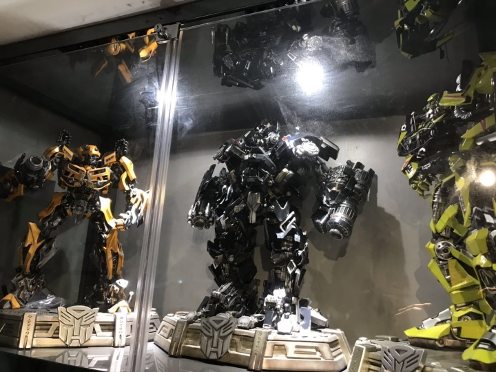 滿屋子的hottoys