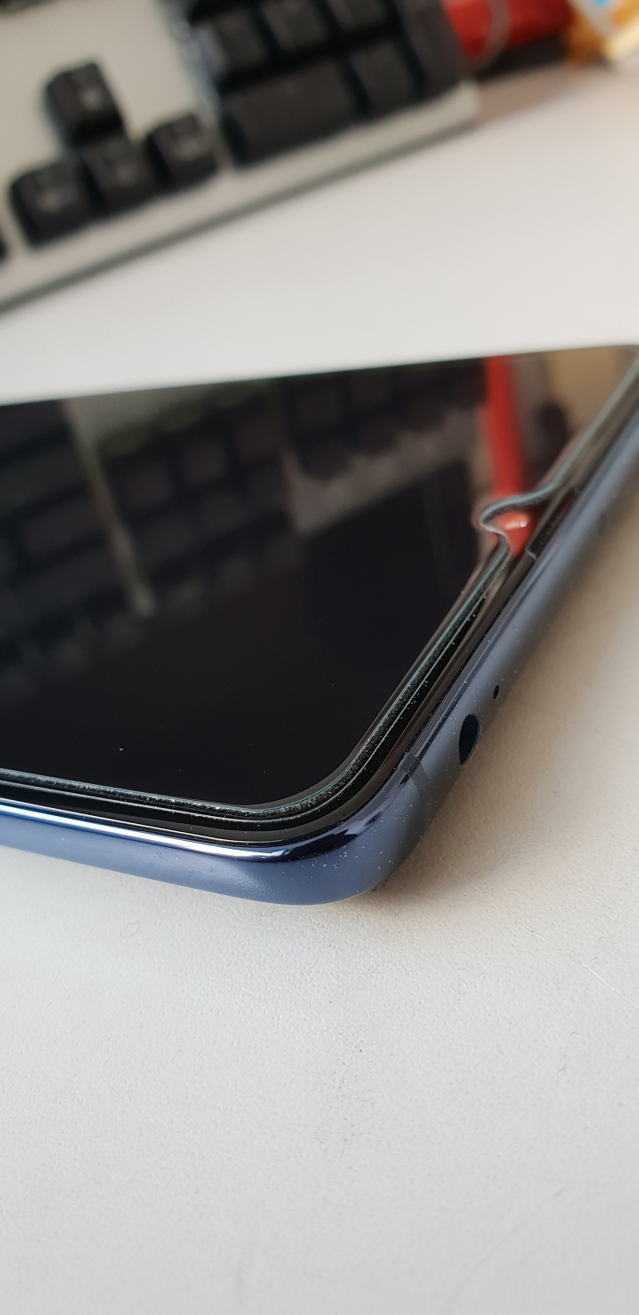 [分享]mate20x 簡簡單單的半屏膜+后貼+清水套，不用台幣200大洋