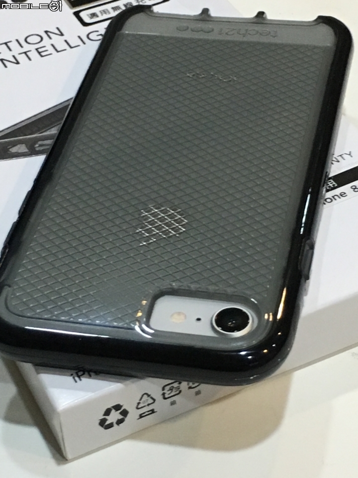 Tech21 防摔殼 for iphone 8 開箱