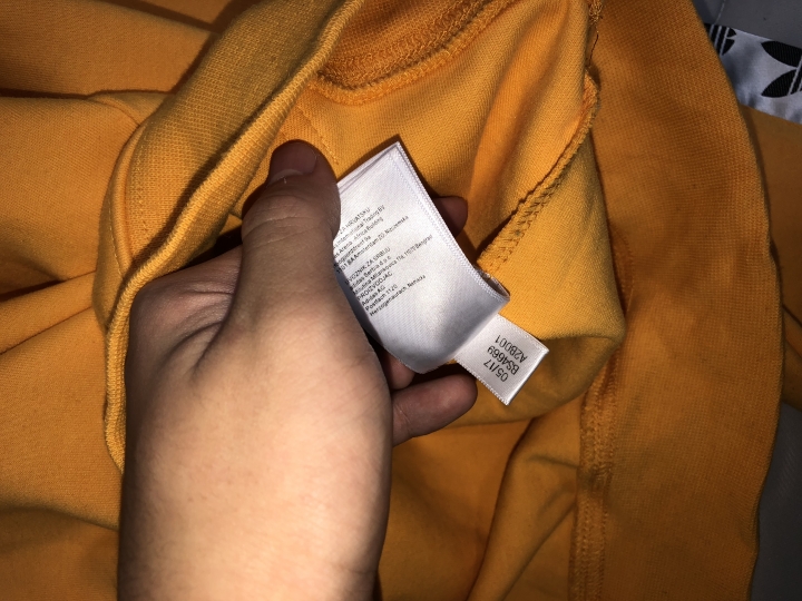 #adidas TNT Tape hoodie 黃色真假 求驗拜託