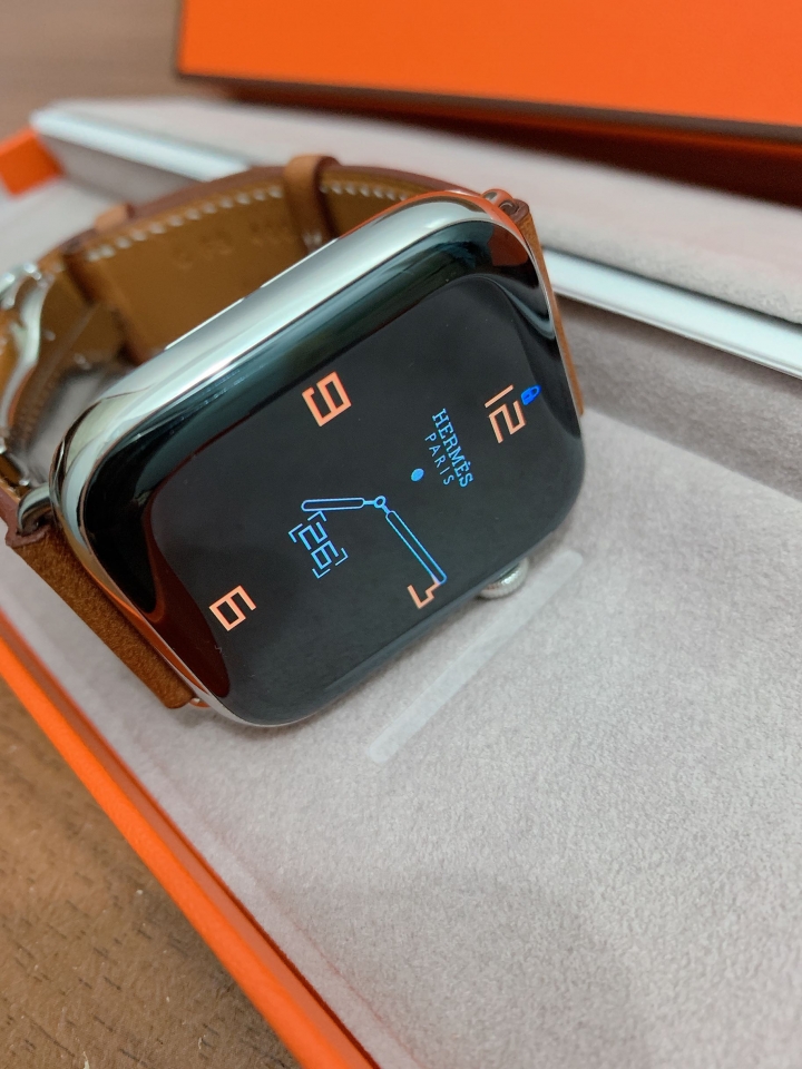 Apple Watch 4 HERMÈS 44mm 小牛皮革 不專業開箱