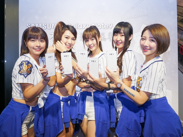 Galaxy Note 9推「初雪白」迎聖誕 過節前來Galaxy Studio踩飛輪釋放熱量