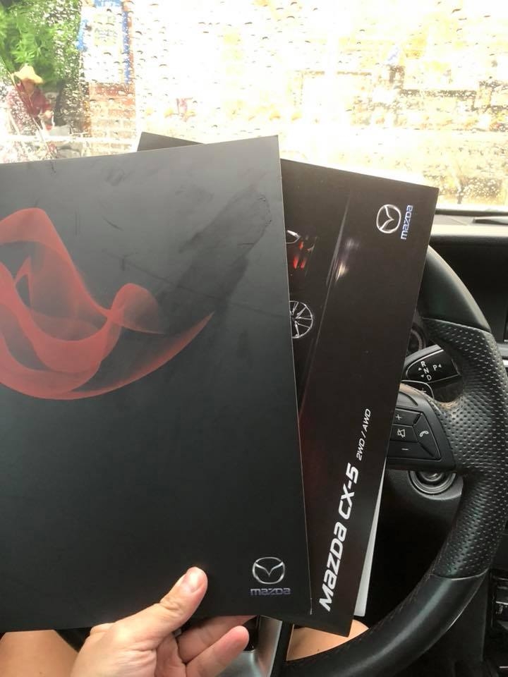 本魯歷經11種廠牌14種款式的賞車及買車之旅