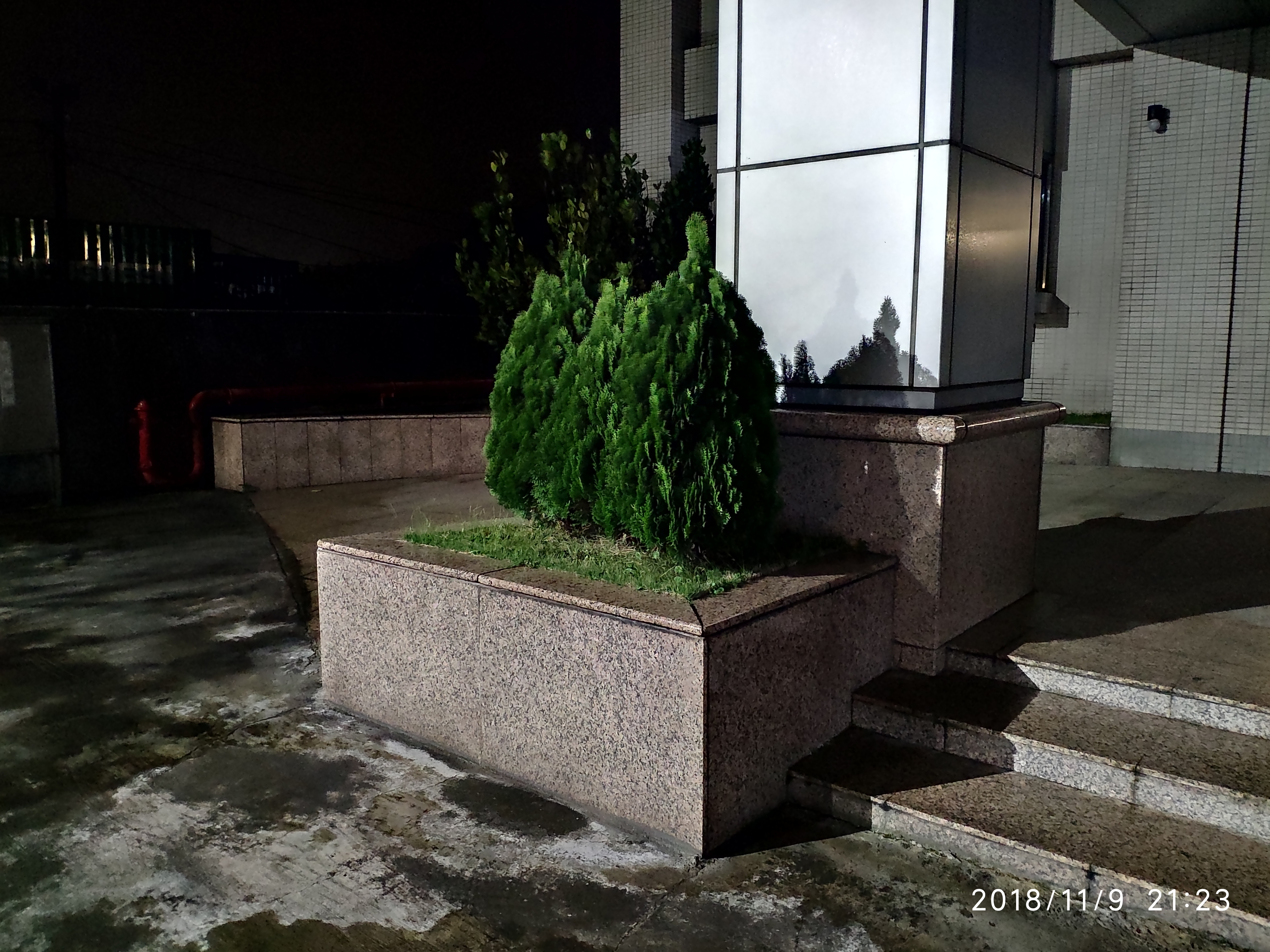 小米MIX2S國際開發版已新增夜景模式