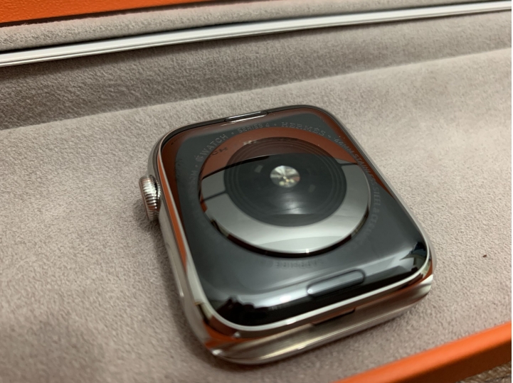 Apple Watch 4 HERMÈS 44mm 小牛皮革 不專業開箱