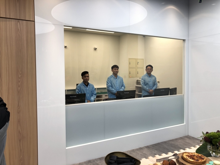 摔壞Nova 3後，去一趟華為三創品牌服務中心