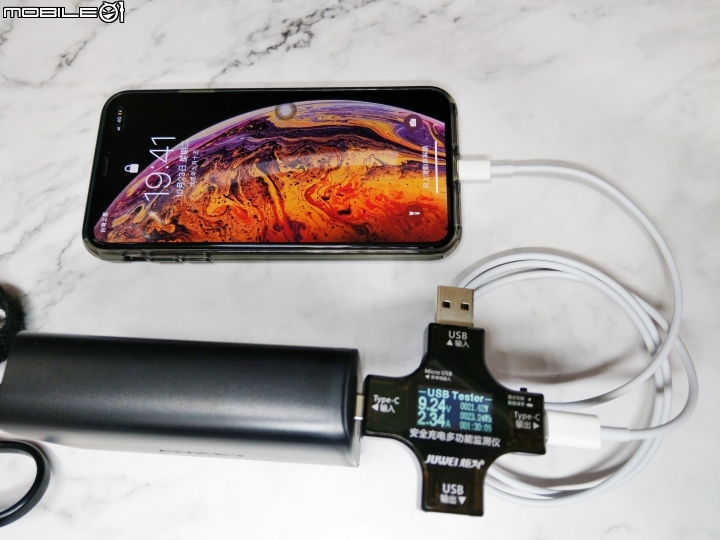 支援PD快充、QC3.0、Apple 2.4A充電器分享 - AUKEY (PA-Y13)