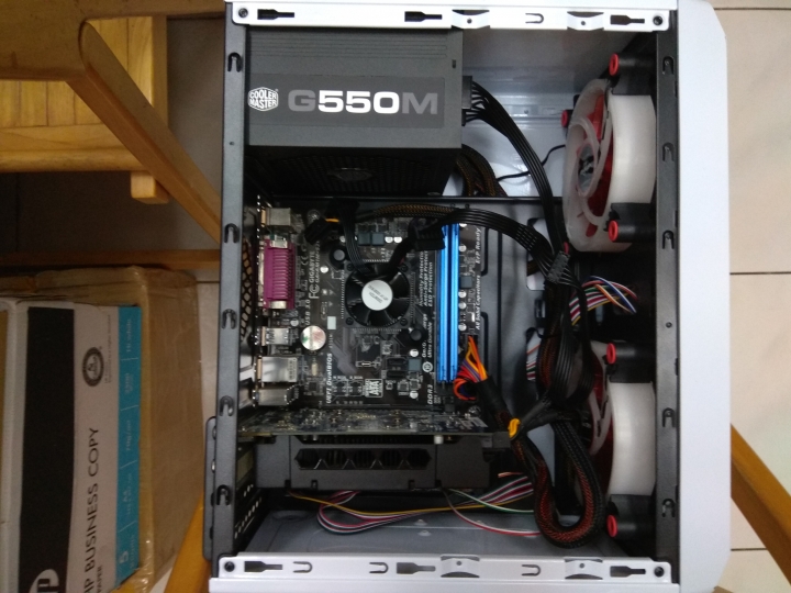 [冷門][小機殼] 鑫谷Segotep 聖徒mini3 M-ATX ITX HTPC 小機殼 開箱組裝簡易心得