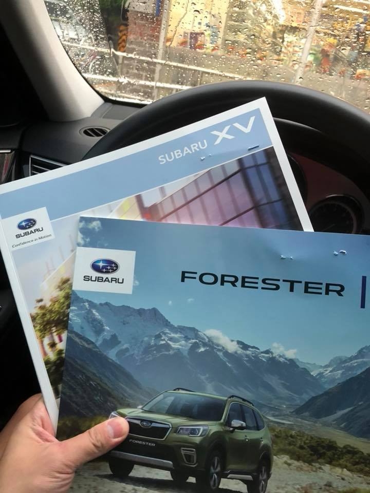 本魯歷經11種廠牌14種款式的賞車及買車之旅