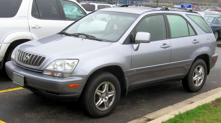 [分享] 相處時間不多了！Cadillac 凱迪拉克 SRX 3.6 鐵灰 7人座 LSUV 旅行 休旅車