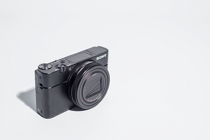 [ 開箱 ] 濃縮視野的菁華 Sony RX100m6