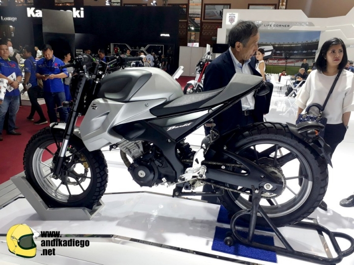 Suzuki bandit 150 SCRAMBLER STYLE