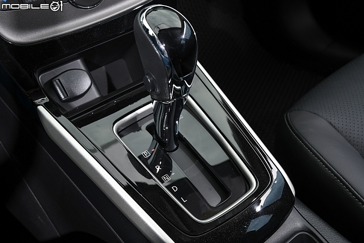Nissan Sentra新年式車款試駕，安全升級不只長青還更稱職