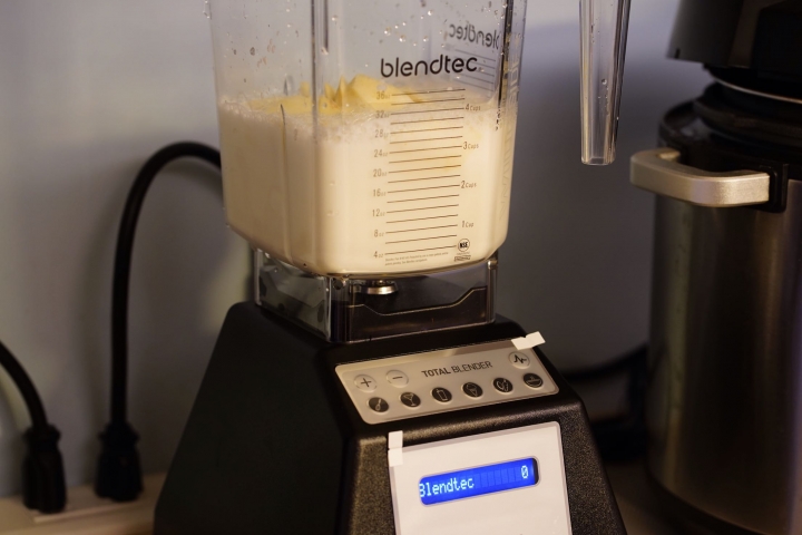 食物調理機-美國blendtec es3開箱 與台灣es3 ez600比較
