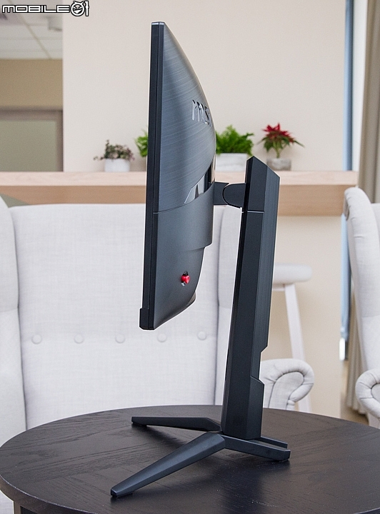 微星Oculux NXG251R與Optix MAG241CR電競顯示器試用 240Hz與144Hz高速更新