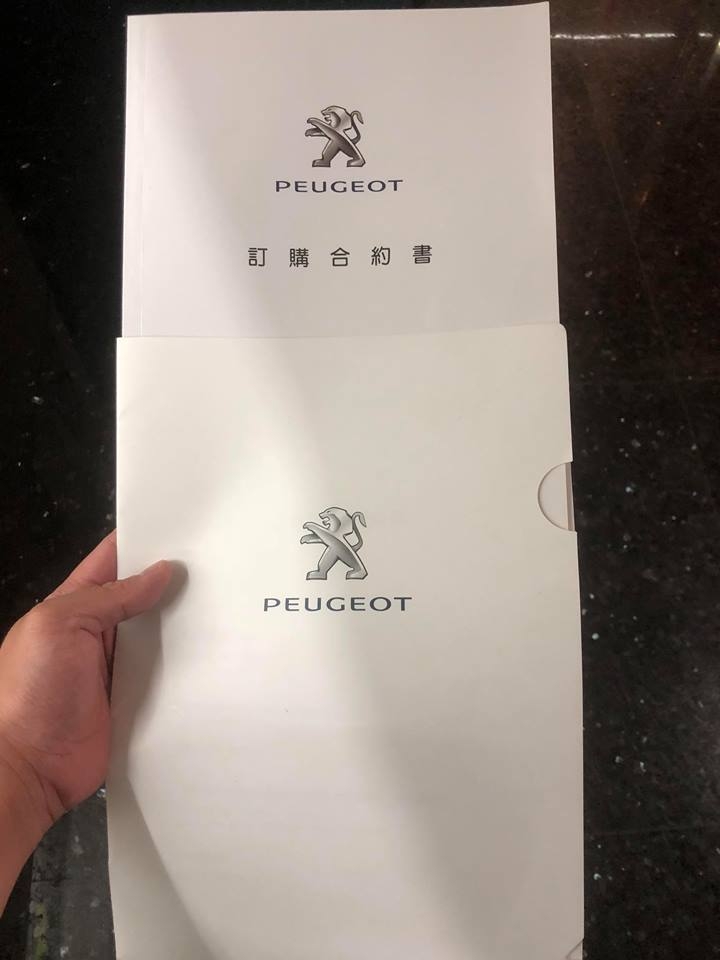 本魯歷經11種廠牌14種款式的賞車及買車之旅