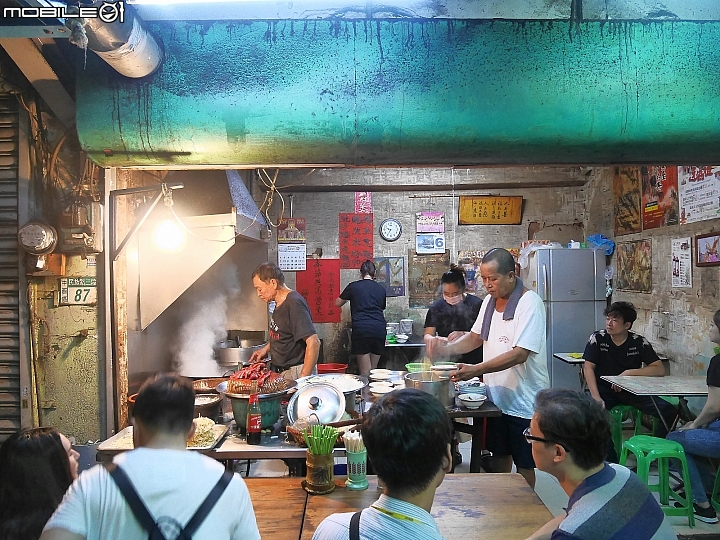[食記] 臺南市 中西區 阿江炒鱔魚 — 妙不可言的府城傳統好滋味—臺南小吃集錦之二