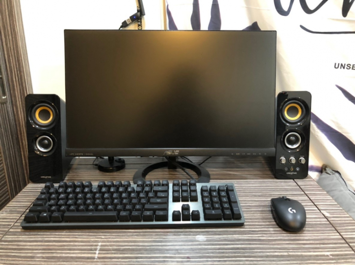女友就是愛大的…BenQ GW2780開箱 Feat. BenQ智能掛燈