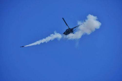 航空工业AV500W无人直升机靶试成功！