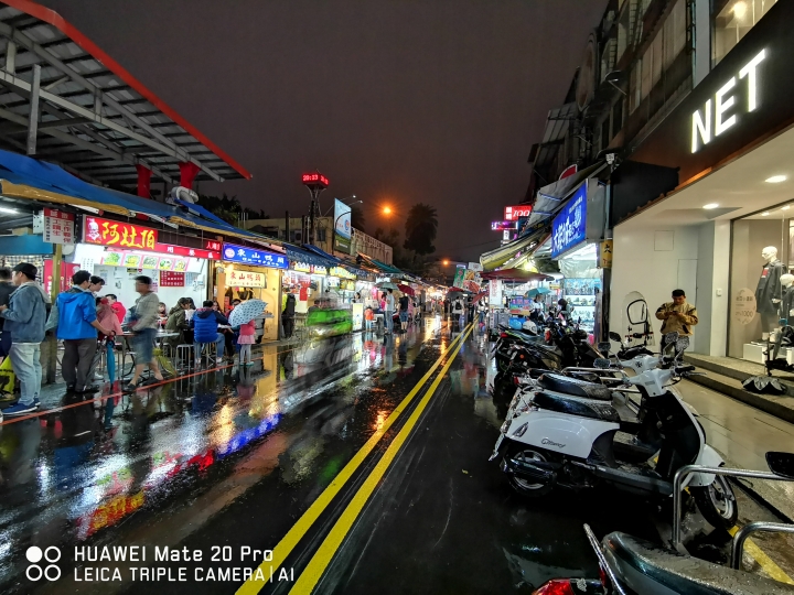 HUAWEI Mate 20 Pro不專業開箱與綠光測試結果（內附夜景比較圖）