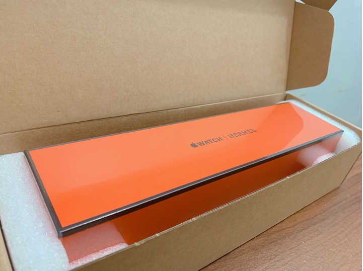 Apple Watch 4 HERMÈS 44mm 小牛皮革 不專業開箱