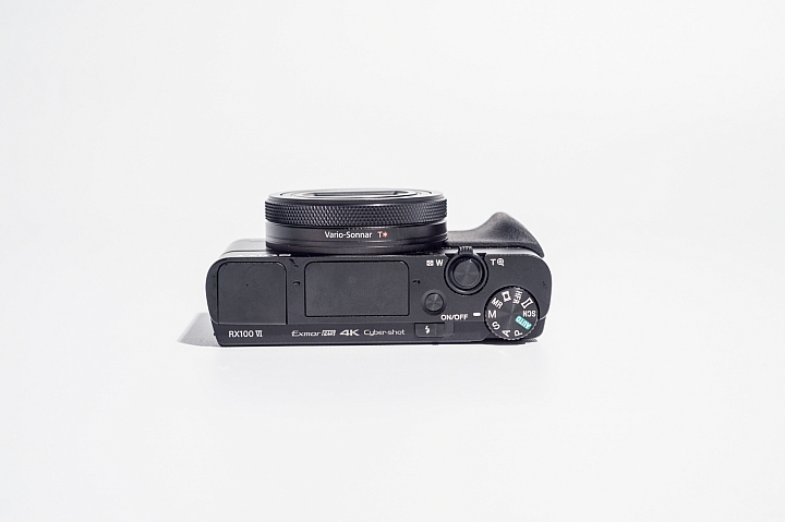 [ 開箱 ] 濃縮視野的菁華 Sony RX100m6
