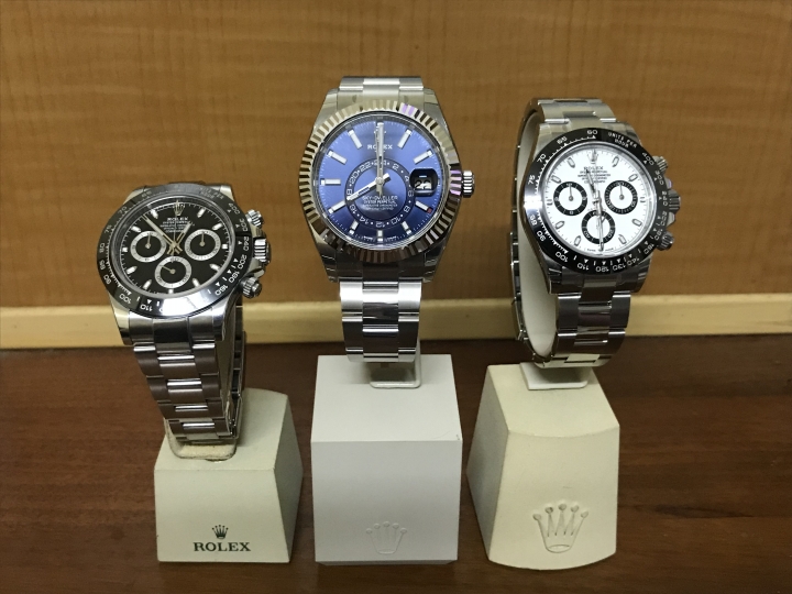 療癒效果的黑 白 藍