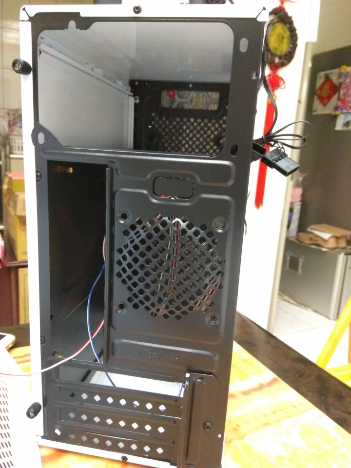[冷門][小機殼] 鑫谷Segotep 聖徒mini3 M-ATX ITX HTPC 小機殼 開箱組裝簡易心得