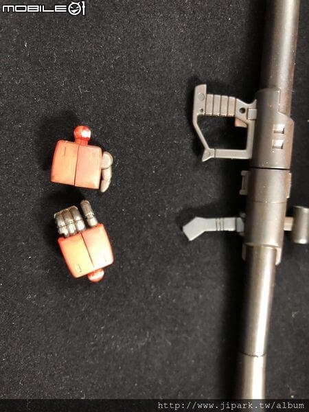 MS-06R-2 ZAKU2 強尼萊登專用機 1.0 嘗試舊化