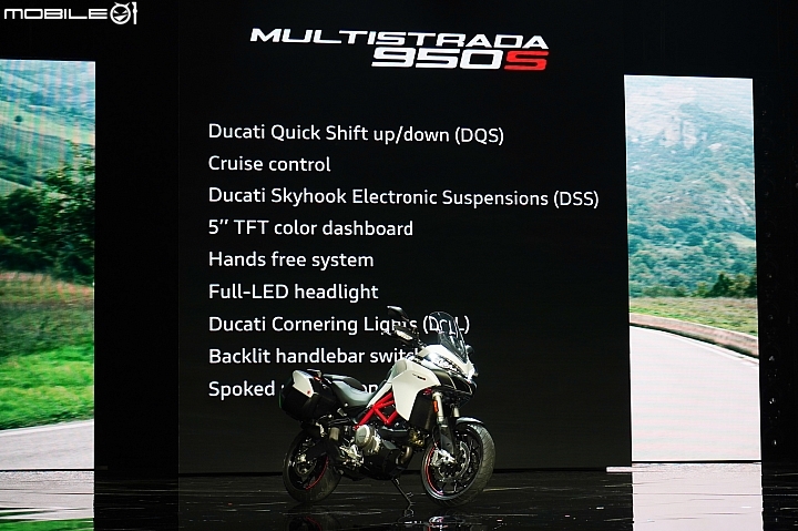 【EICMA2018】DUCATI Panigale V4 R正式降臨！Monster 821 Stealth、Hypermotard 950SP 同步登場！