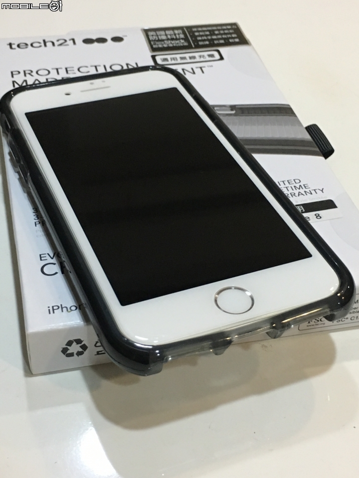 Tech21 防摔殼 for iphone 8 開箱