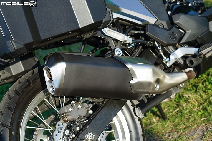 Kawasaki Versys-X 300 Tourer 配備滿載的越野旅行者