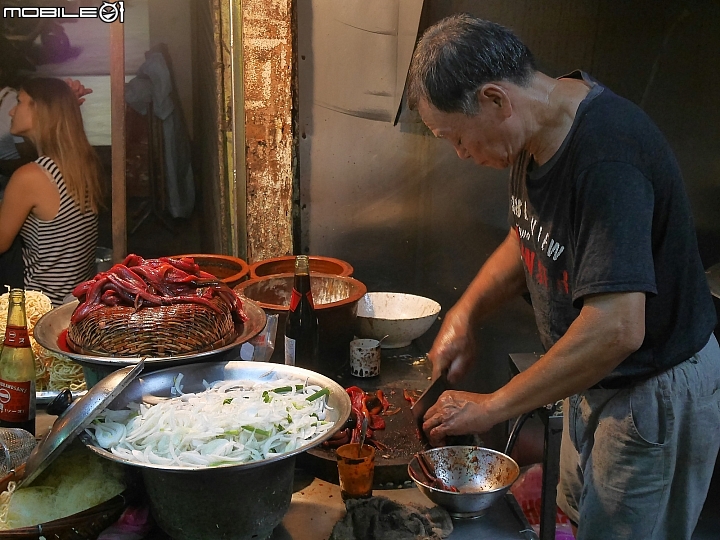 [食記] 臺南市 中西區 阿江炒鱔魚 — 妙不可言的府城傳統好滋味—臺南小吃集錦之二