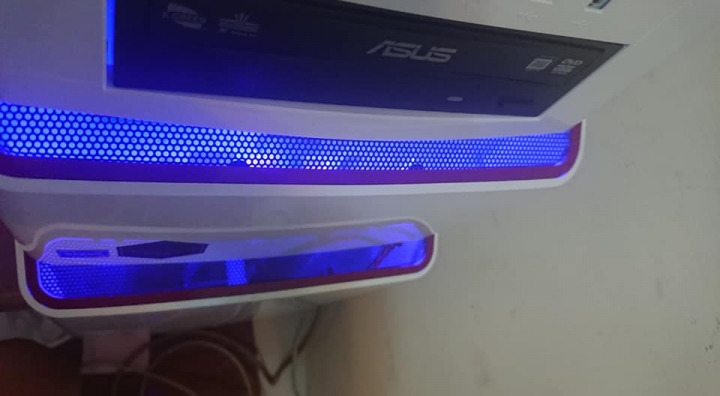 自組電腦分享DIY RGB燈條