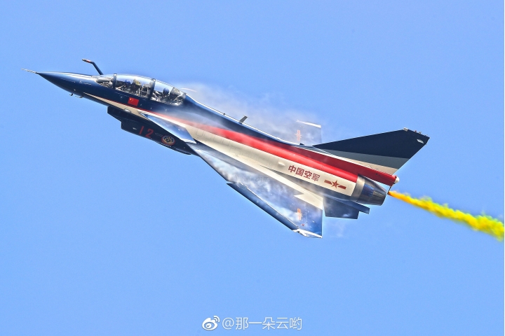 殲10戰機的美圖