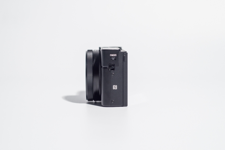 [ 開箱 ] 濃縮視野的菁華 Sony RX100m6