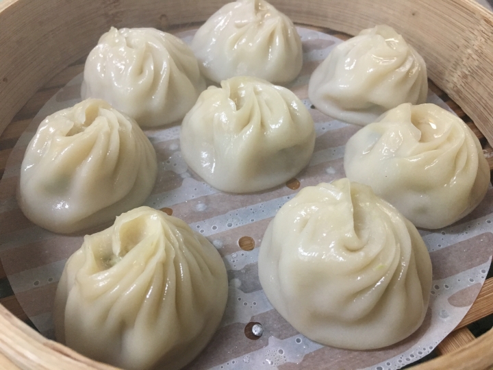 [食記] 豫園現包小籠湯包，台灣新北新莊美味多汁的小籠湯包
