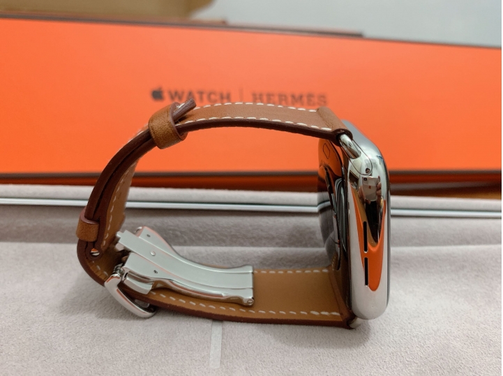 Apple Watch 4 HERMÈS 44mm 小牛皮革 不專業開箱