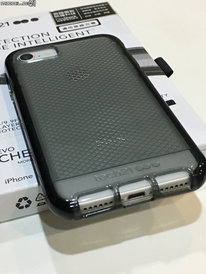 Tech21 防摔殼 for iphone 8 開箱