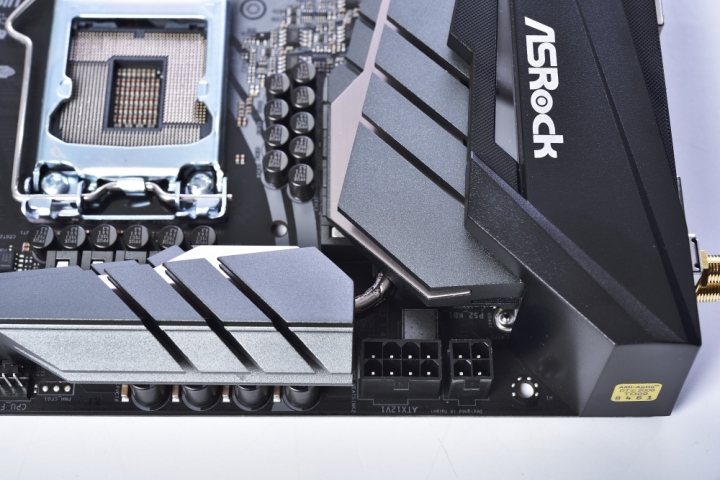 gigabyte z390 aorus pro wifi , CPU 電源