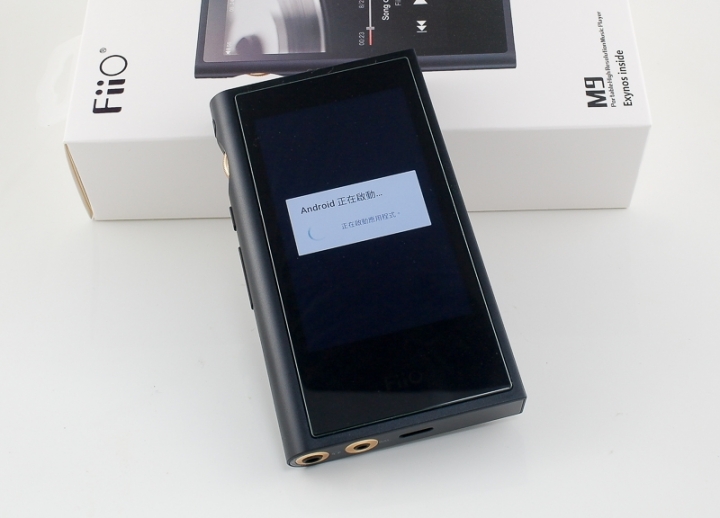 【北極熊開箱】隨身聽界的瑞士刀- FiiO M9