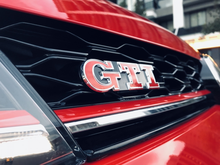 (開箱文) Golf GTI Performance - 暴風紅 (圖多)